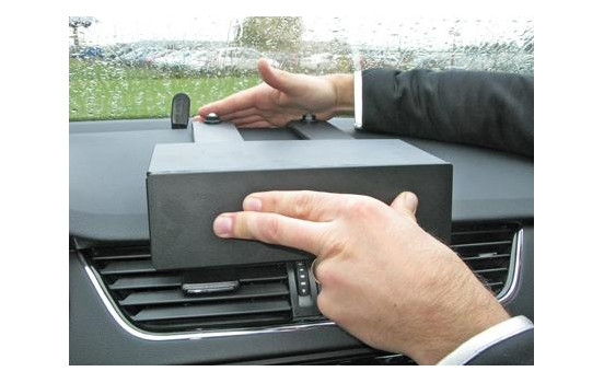 ProClip - Skoda Octavia III 2013 -> förstärkt mittfäste, bild 3