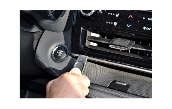 ProClip - Toyota Highlander 2020-> Mittfäste, bild 5