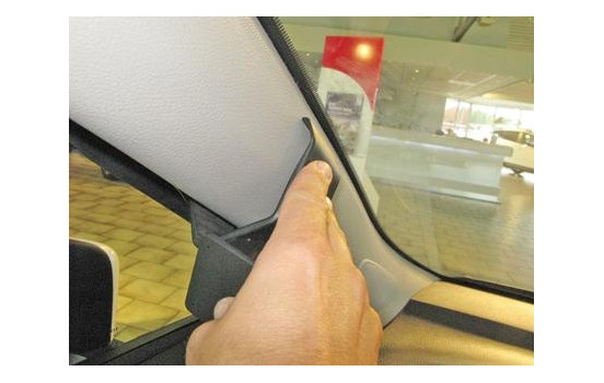 ProClip - Toyota Yaris 2015-2020 Vänsterfäste, bild 4