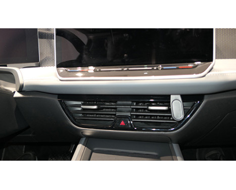 ProClip - Volkswagen Passat 2024 - Mittfäste, bild 2