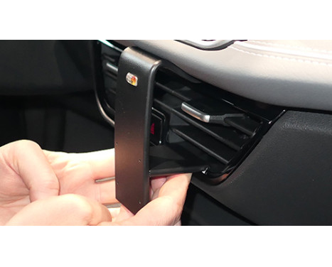 ProClip - Volkswagen Passat 2024 - Mittfäste, bild 4
