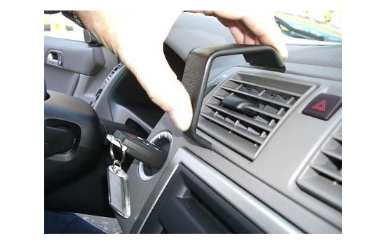 ProClip - Volvo C30/ C70/ S40/ V50 Mittfäste, bild 2