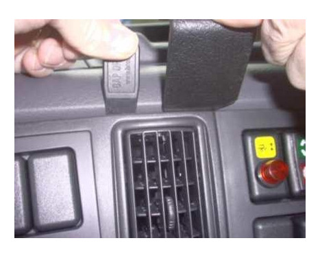 ProClip - Volvo FH Series/ NH Series/ FM Series 2003-2007 Vinklat fäste, bild 3