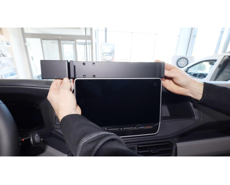 Proclip VW Crafter 25-Center Mount-ENDAST fÃ¶r 10,4â? skÃ¤rm, bild 3