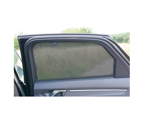 Set med bilskydd (bakdörrar) lämplig för Audi Q3 (F3N) Sportback 2019- (2-delad), bild 5