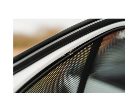 Set med bilskydd (bakdörrar) lämplig för Toyota Yaris Cross (MXP) 2020- (2-delad), bild 7