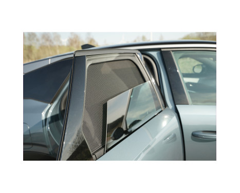 Set solskydd (bakdörrar) lämplig för Peugeot 3008 III 2024- (2 delar), bild 6