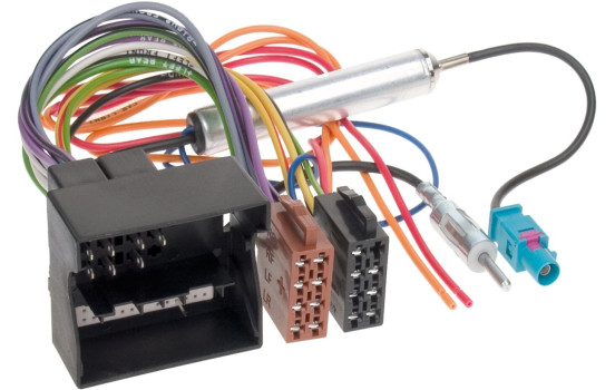 Radio Connection Cable Various models Opel Quadlock > ISO Norm / Phantom power (DIN)