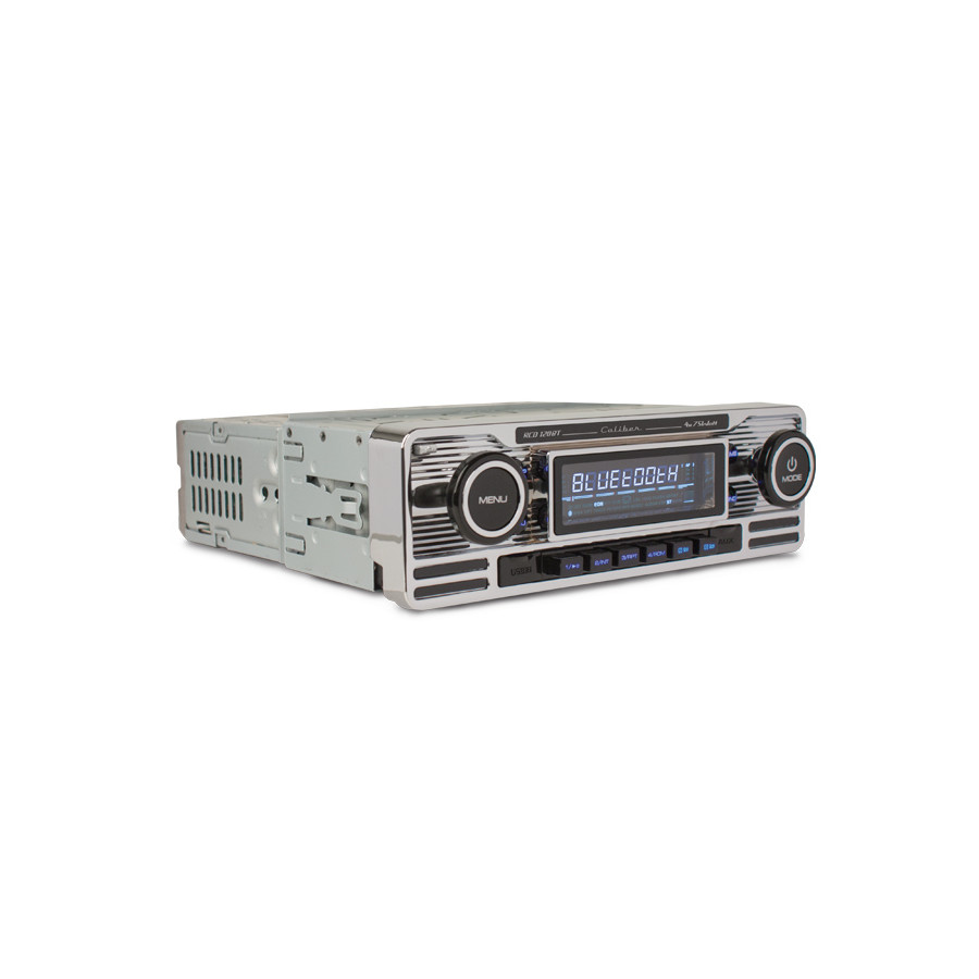 CD player, FM tuner with USB port, SD card reader, AUXinput and