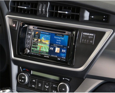 2-DIN Panel Toyota Auris | 2013-2015 | Color: Piano Black, Image 2