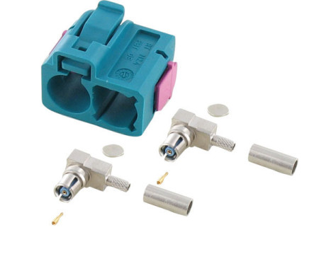 Antenna connector