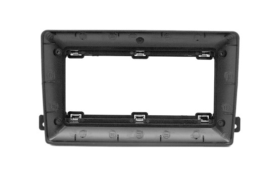 9" panel Ford vehicles with oval OEM head unit