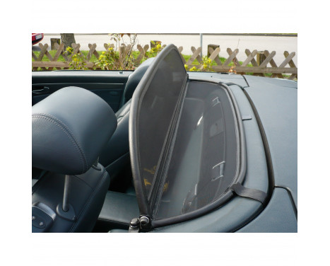Custom-made convertible wind deflector suitable for Mercedes SL R230 2001-2011, Image 2
