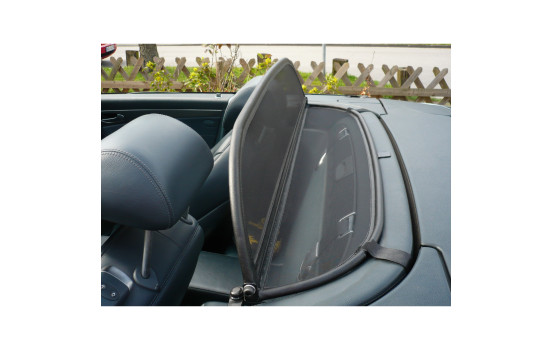 Custom-made convertible wind deflector suitable for Mercedes SL R230 2001-2011, Image 2