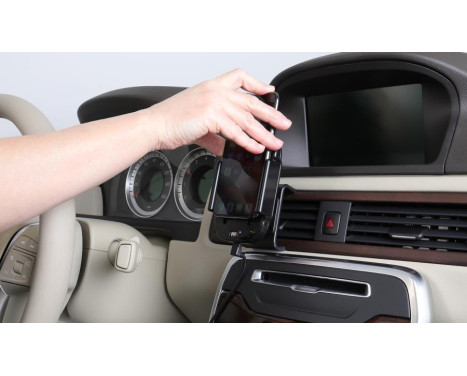 Apple iPhone 11 Pro Qi wireless Active adjustable holder with 12V USB plug, Image 2