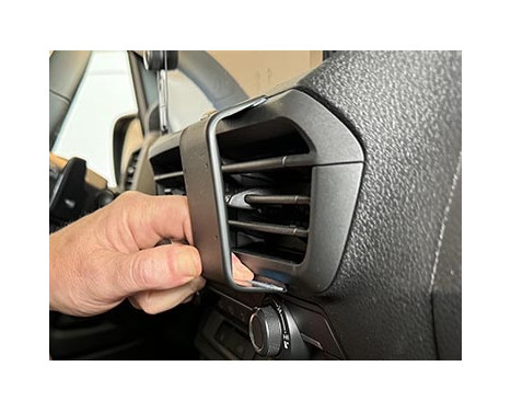 ProClip - Citr.Jumpy/Peu.Expert/Opel Vivaro 25- Center mount, Image 6