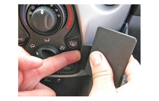 ProClip - Citroën C1 - Peugeot 108 - Toyota Aygo 2014-> Angled mount, Image 4