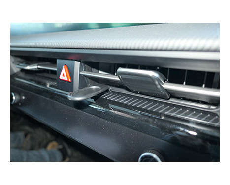 ProClip - EV6 2022-2024 Angled mount, Image 2