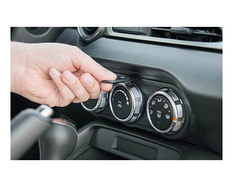 ProClip - Fiat 124 Spider 2017 -> Center mount, Image 5