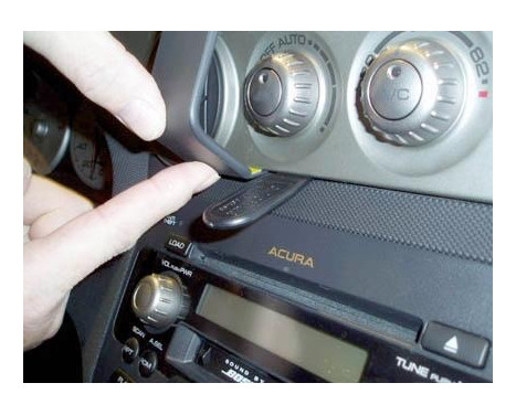 ProClip - Honda Integra 2004-2006 Center mount, Image 2