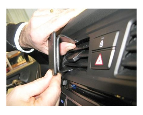 ProClip - Hyundai i20 2015-2018 Center mount, Image 3