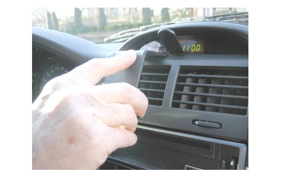 ProClip - Kia Cerato 2005-2009 Center mount, Image 4