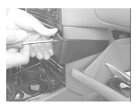 ProClip - Kia Joice 2001-2005 Angled mount, Image 2