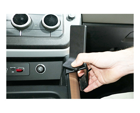 ProClip - Land Rover Defender 2020-2022 Center mount, Image 4