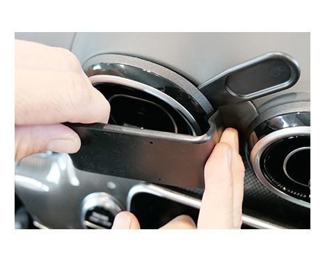 ProClip - Mercedes Benz C-Class (180-320) 2022- Center mount, Image 3