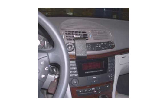 ProClip - Mercedes Benz E-Class 2002-2010 Center mount