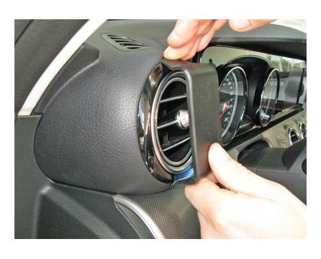 ProClip - Mercedes Benz E-Class Sedan Station Wagon 2017-> Left mount, Image 3