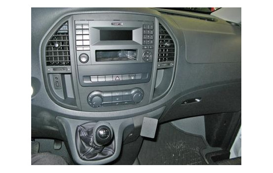 ProClip - Mercedes Benz Vito 2015-> Angled mount, Image 2