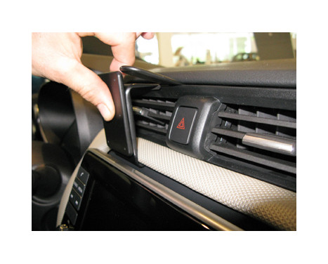 ProClip - Nissan Micra 2017-> Angled mount, Image 2