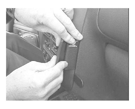 ProClip - Peugeot 106 1996-2002 Angled mount, Image 3