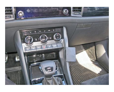 ProClip - Skoda Kodiaq 2017-> / Karoq 2018-> Angled mount, Image 2
