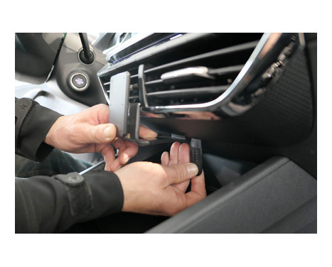 ProClip - Skoda Octavia IV 2020 - Center mount, Image 4