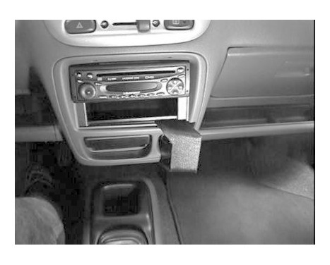 ProClip - Suzuki Ignis 2001-2003 Angled mount