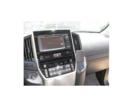 ProClip - Toyota LandCruiser 200 2016-2019 Center mount