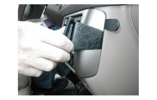 ProClip - Toyota Sienna 2001-2003 Angled mount, Image 2