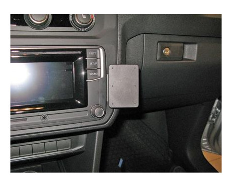 ProClip - Volkswagen Caddy / Caddy Life 2016-2020 Angled mount, Image 2