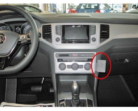 ProClip - Volkswagen Golf Sportsvan 2015 - Angled mount