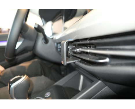 ProClip -Volkswagen Golf VIII 2020- Center mount, Image 6