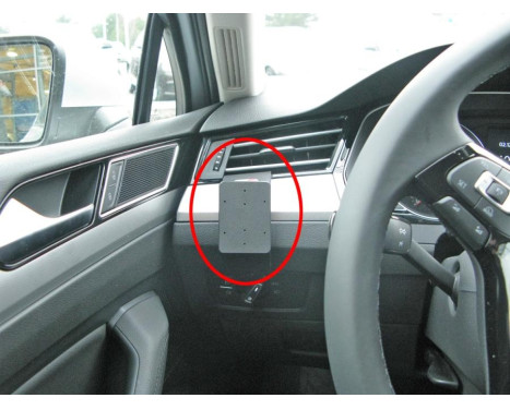 ProClip - Volkswagen Passat 2015- / Passat Alltrack 2015- / Arteon 2017- Left mount