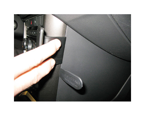 ProClip - Volkswagen T-Roc 2018 - Angled mount, Image 3