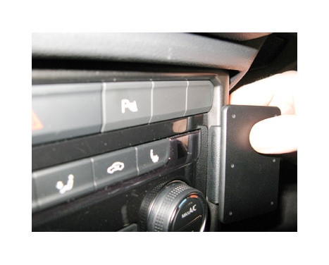 ProClip - Volkswagen T-Roc 2018 - Angled mount, Image 5