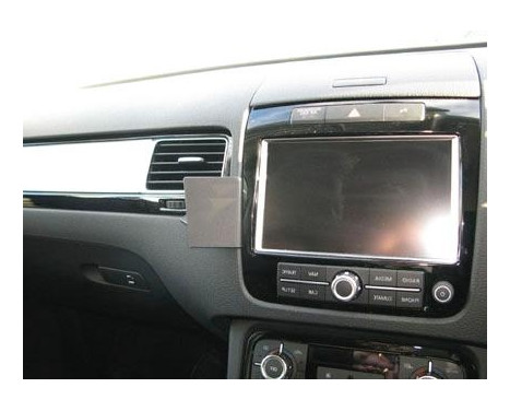ProClip - Volkswagen Touareg 2011-2018 Angled mount RHD