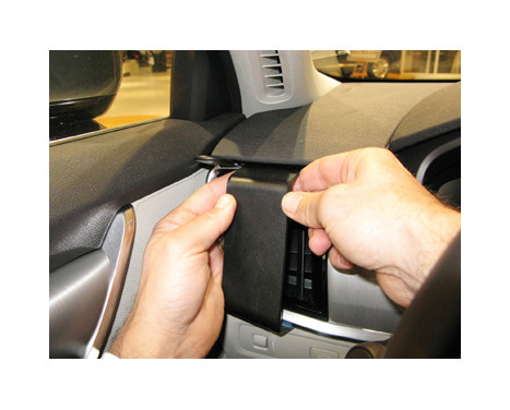 ProClip - Volvo S90/ V90 2017- Left mount, Image 6