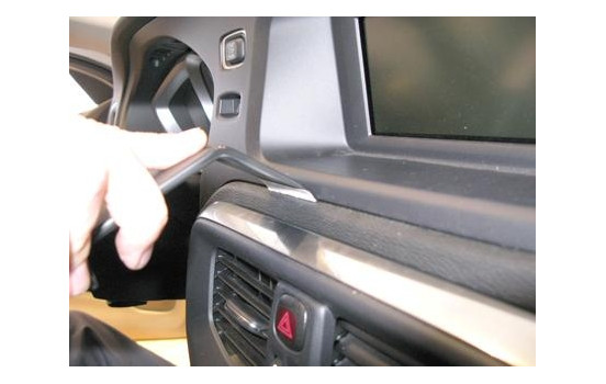 ProClip - Volvo V40 2013-2020 Center mount, Image 5