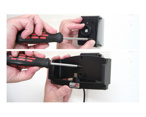 TomTom XXL Live IQ Routes Active holder with 12V charger, Image 4