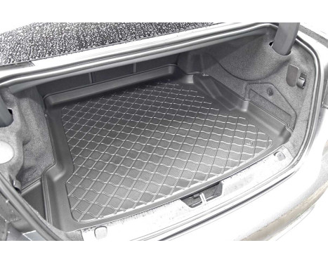 Boot liner suitable for Jaguar XE Facelift 2019+, Image 7